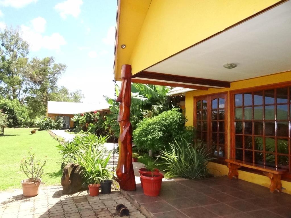 Cabanas Rapa Nui Orito Hanga Roa Exterior photo